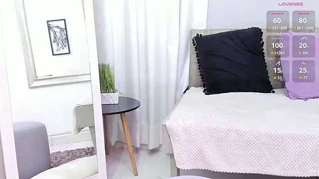 _LaraMom_ live XXX chat