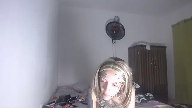 Chatroom XXX en direct de barbara_anal_squirt_