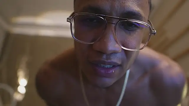 Logan_Varela – Naživo XXX chat