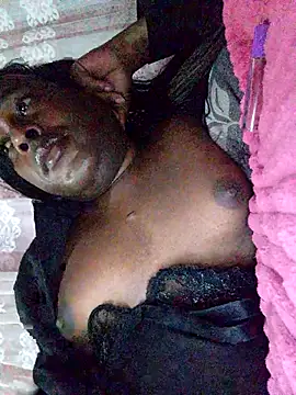 Živý XXX chat Hellentrans24