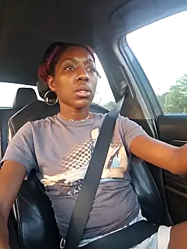 oliviaprettypussy's Webcam Show