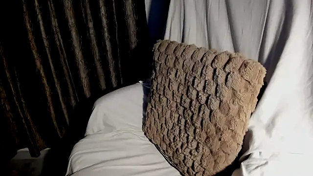 Czat XXX na żywo – TheShyGirl_