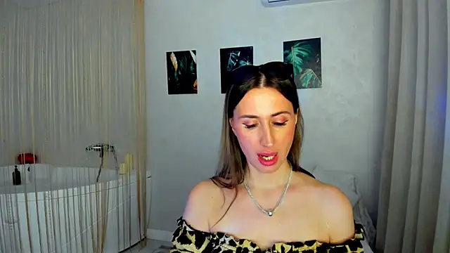 PassionGlow's Live XXX Chat