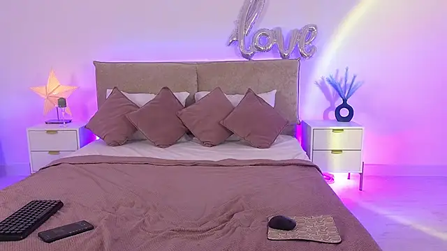 Jules_night's Webcam Show