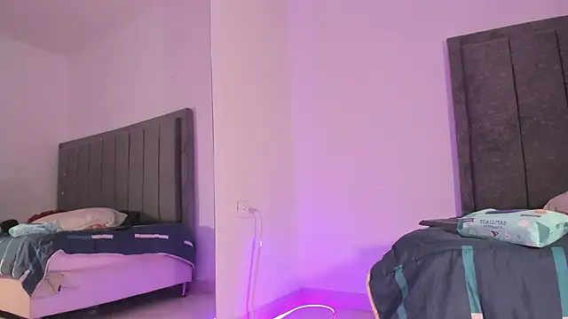 rosse_taylorx1のライブXXXチャット