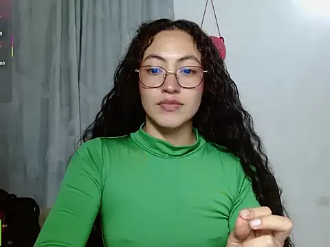 Amitlu_'s Live XXX Chat