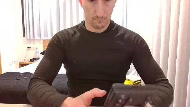 Daniiiel13 – Naživo XXX chat