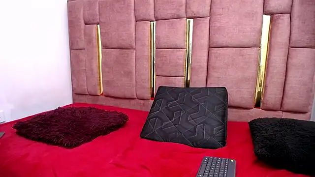 Chat XXX Live CHLOESHOW