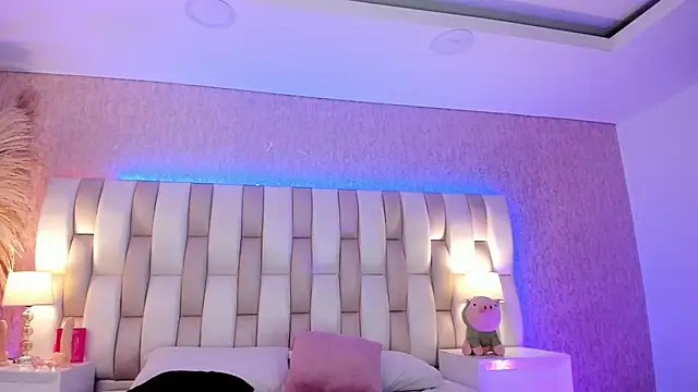 แชท XXX สดของ Viollet_xoxo