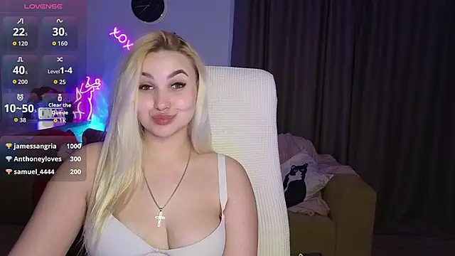 adrelaxina's Live XXX Chat