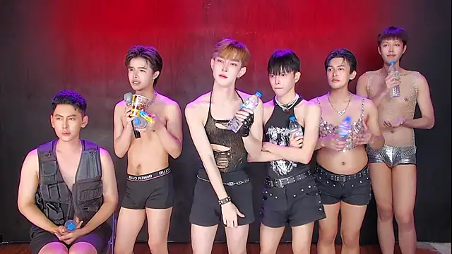 XXX chat uživo modela Queen-Vibe