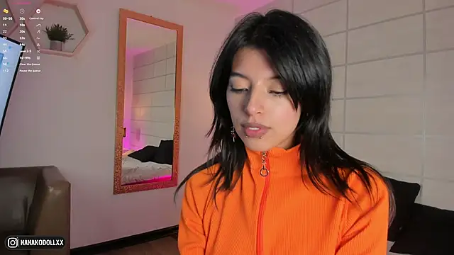 NanakoDollx Obrolan Langsung XXX