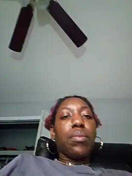 oliviaprettypussy's Live XXX Chat