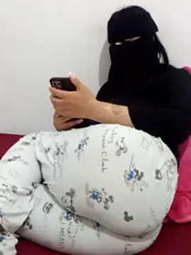 SHouchou23 Adlı Modelin Web Kamerası Şovu