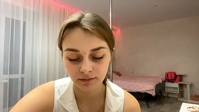 GeralynChiszar's Live XXX Chat