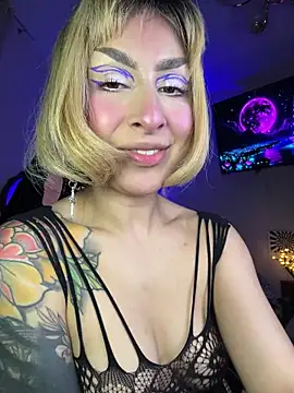 Cinamoonn 라이브 XXX 채팅