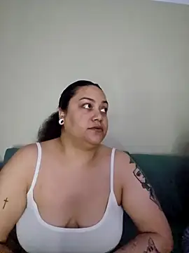 honeeyyy_pot's Live XXX Chat