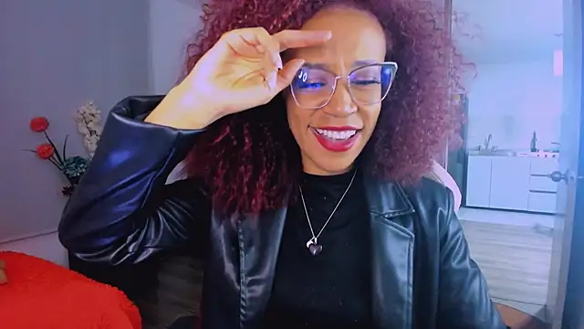 ScarlettMalbec's Live XXX Chat