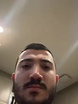 s_eren Chat XXX in diretta