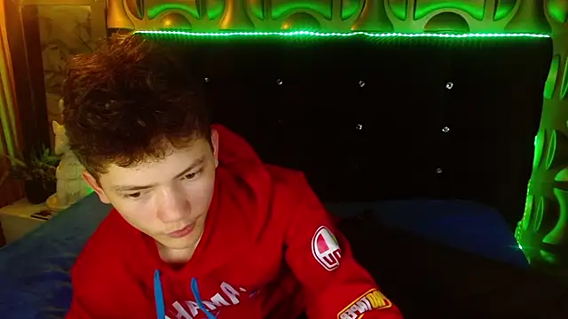 cruz_dante Chat XXX in diretta