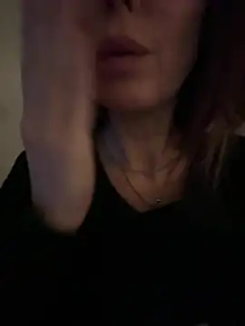 Cherryschiodisegarsi – Naživo XXX chat