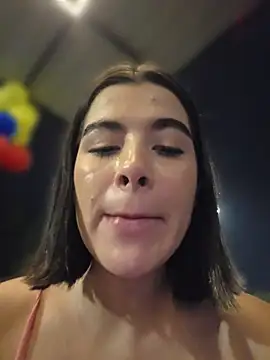 Sweetnahoxxx's Live XXX Chat