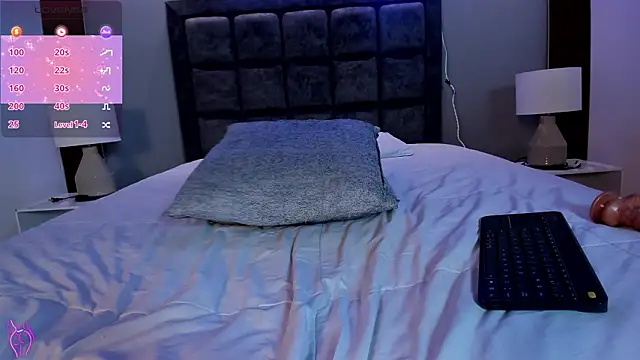 Alicee_Broownn Chat XXX in diretta