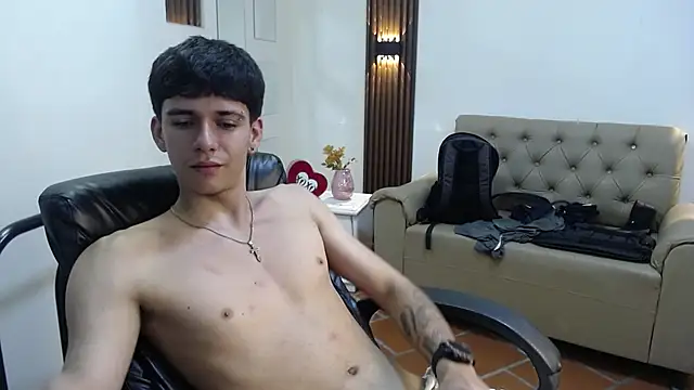 AmethystShadow17 Chat XXX live