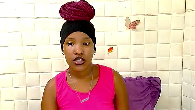 دردشة EroticSexyPrada الجنسية المباشرة