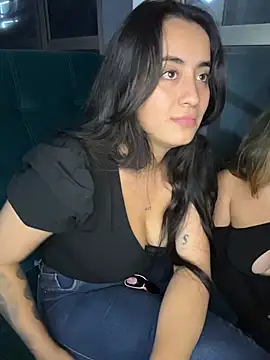 دردشة Antonella_Julieta الجنسية المباشرة