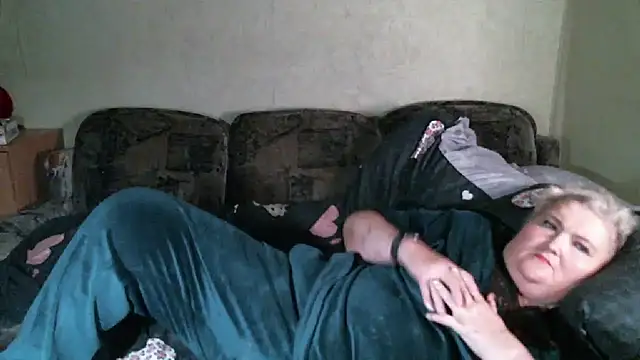 Lana555 即時 XXX 聊天