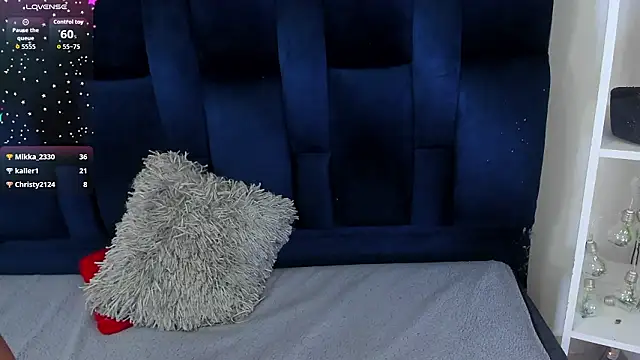 Stefyrossy 网络视讯表演