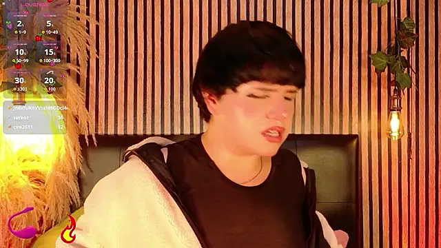 عرض كام Hiddenhotcake