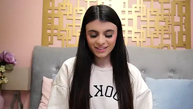 SweettLunaaのライブXXXチャット