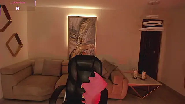 XXX chat uživo modela DannieSmith1