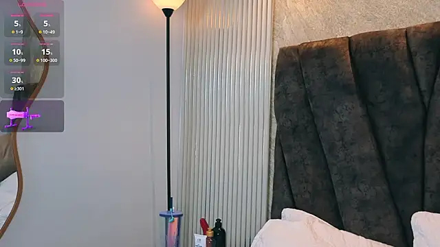 zoe_hugeboobs: онлайн-секс-чат