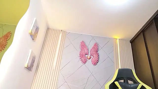 Sara_swift9 live XXX chat