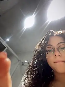 Chat +18 de TeaseDollXXX ao vivo