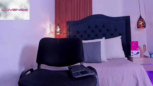 Hisoka_011 Adlı Modelin Canlı XXX Sohbeti