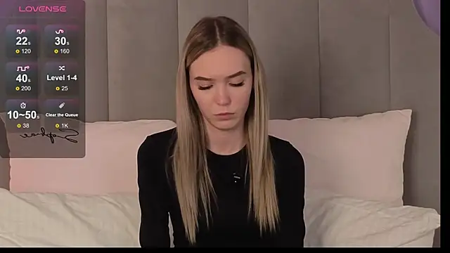 NikkiRyx's Live XXX Chat