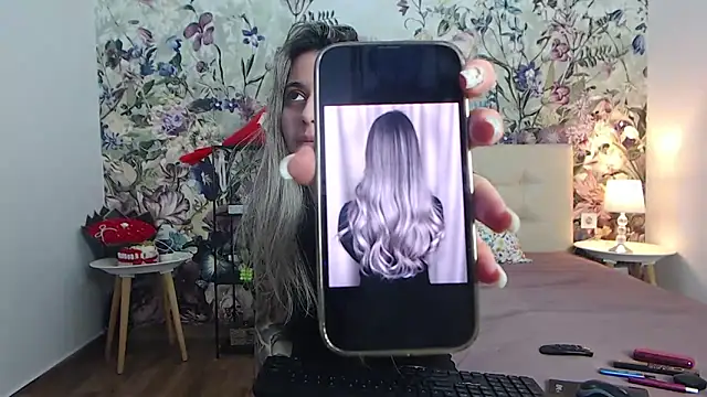 RoseDiamond06's Live XXX Chat