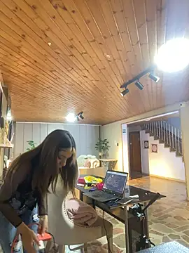 แชท XXX สดของ Isabella18_pink