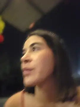 Sweetnahoxxx Adlı Modelin Canlı XXX Sohbeti