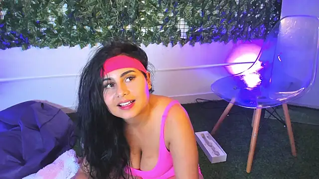 Chatroom XXX en direct de AbbyTaylorr