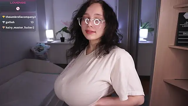 HannaHayles 现场XXX聊天