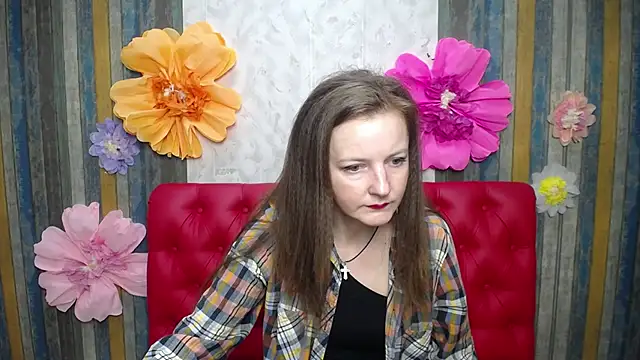 XXX chat uživo modela MeganPirs