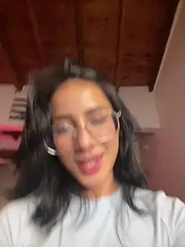 Ale_Lewis 即時 XXX 聊天