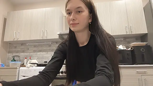 LaraDraggoo 现场XXX聊天