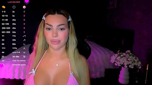 Ayla__Demir 即時 XXX 聊天