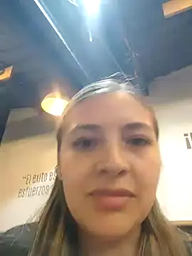 โชว์เว็บแคมของ alana_69